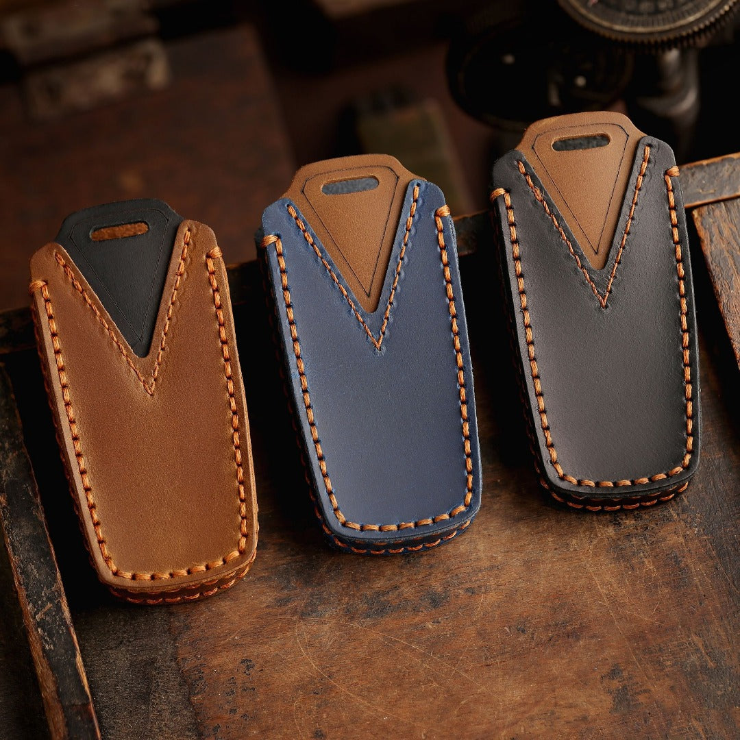 Volkswagen Magotan B7 CC Leder-Autoschlüsselhülle mit 3 Tasten